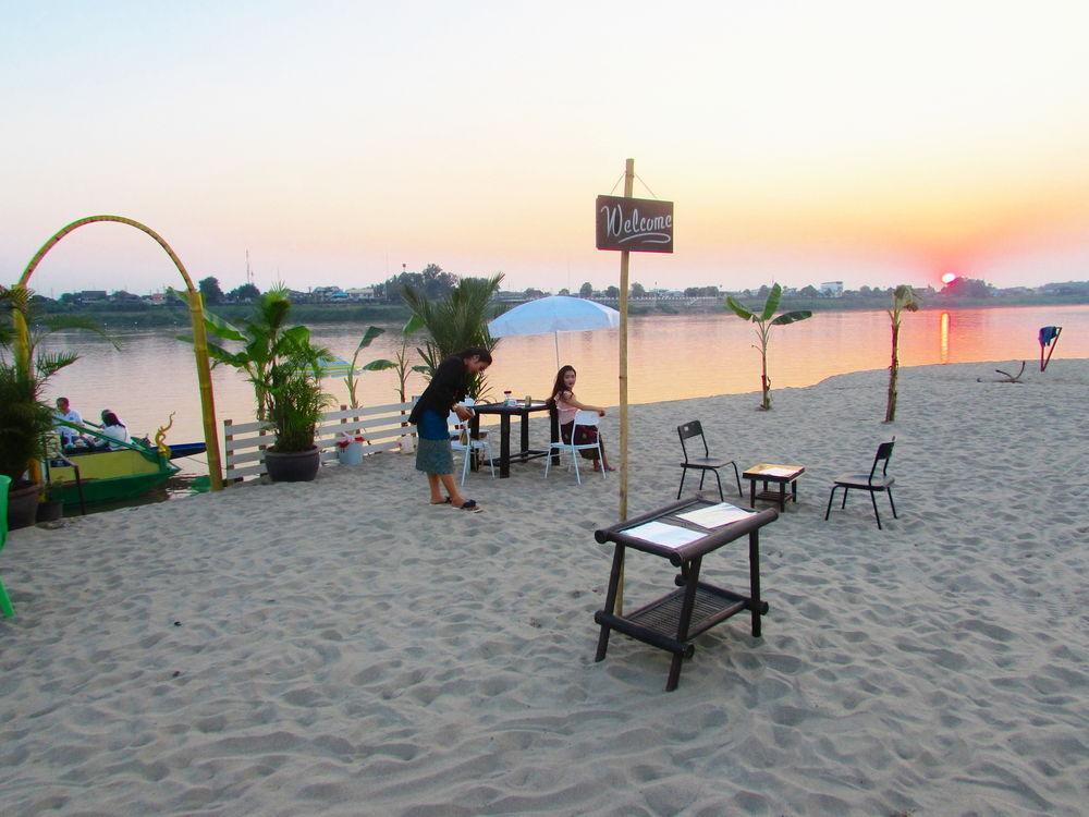 Nalinthone Guesthouse Ban Nongdouang Exterior photo