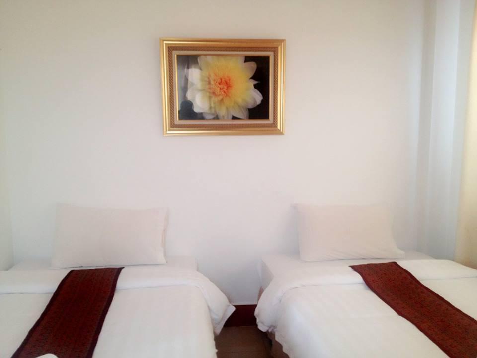 Nalinthone Guesthouse Ban Nongdouang Exterior photo