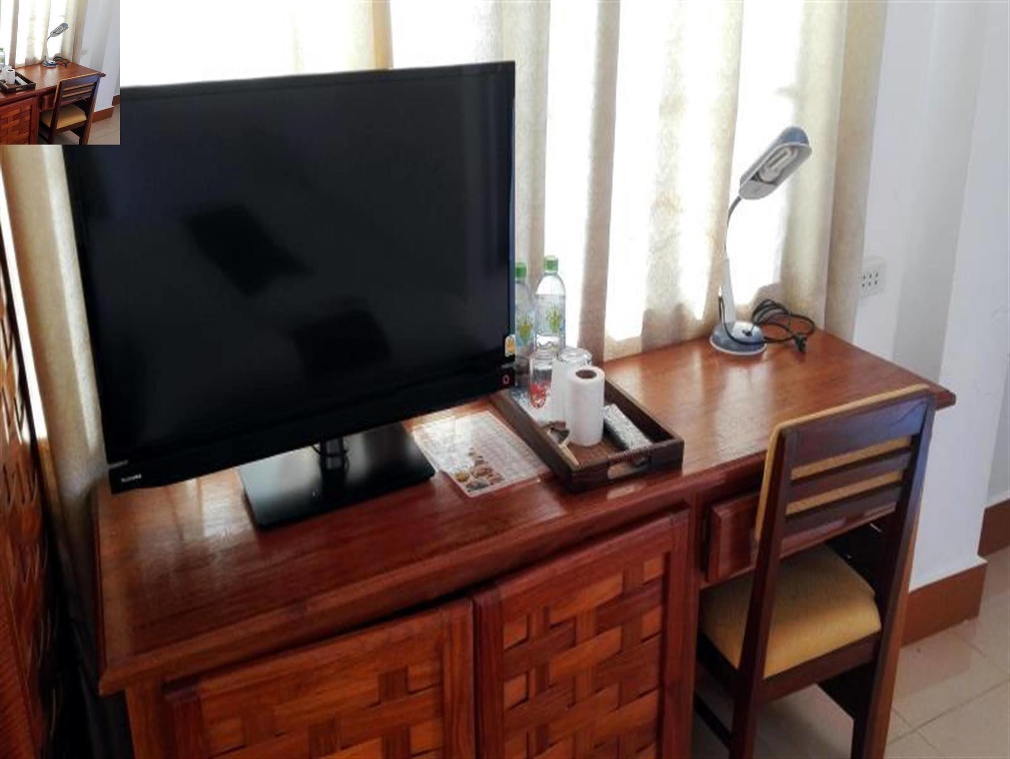 Nalinthone Guesthouse Ban Nongdouang Exterior photo